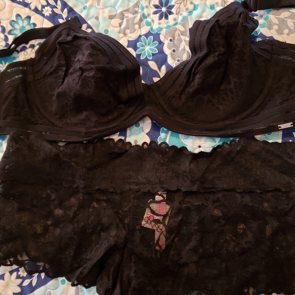 Victoria Secret (Pink) Lace Bra and Boyshort set